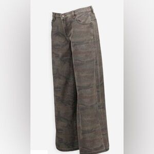 Refrain Camouflage Wide-Leg Women Jeans NWT